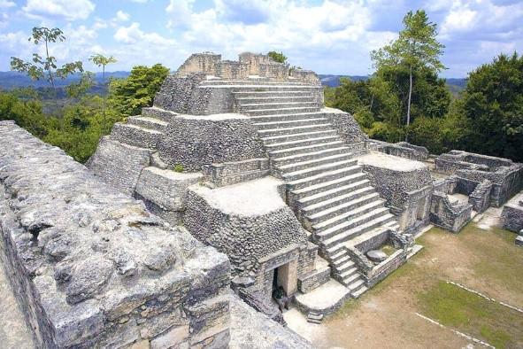 マヤ文明の遺跡の画像