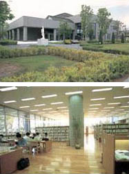 写真:横芝光町立図書館