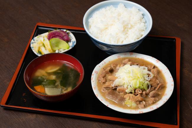 もつ煮込定食